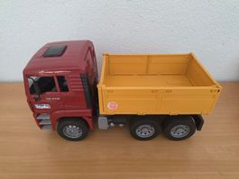 Bruder MAN TGA Kipplastwagen