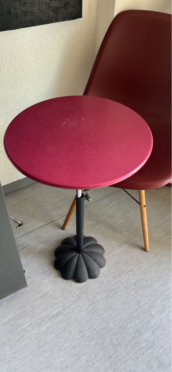 Tavoli: Kleiner runder Tisch – Usato da Zürich venduto da vit_9sjb