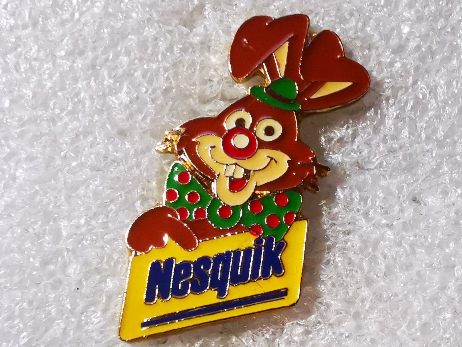 Placchette & Badge: Ansteckpin 98: Nesquik – Usato da Oppligen venduto da Pin-Fall-Shop