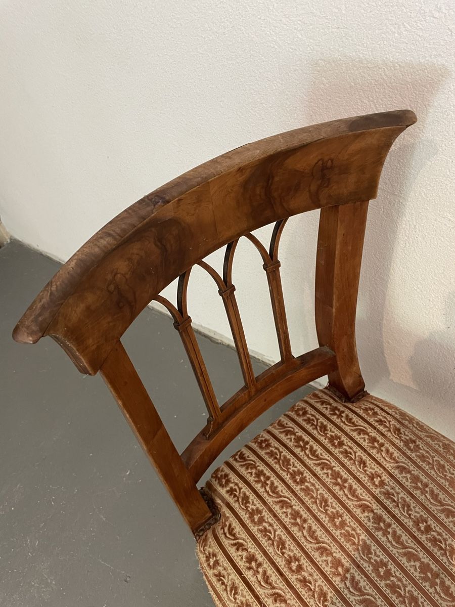 Chaises: Chaise ancienne – D'occasion à Lamboing par christopheO 1