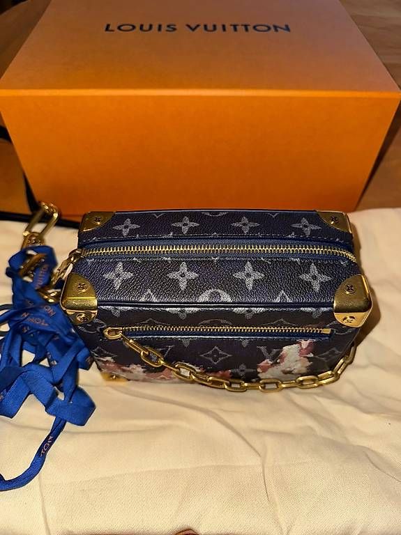 Borse da donna: Louis Vuitton Soft Trunk Bleach – Usato da Genève venduto da gae_5vrx 4