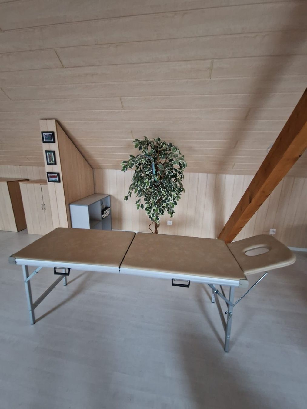 Fauteuils de soin: Massagebett portable – Neuf (Voir description) à Bülach par hei_68wn