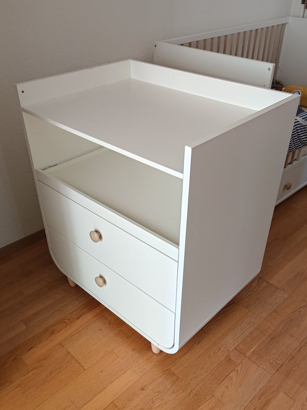 Ikea Tables à langer & accessoires: Wickelkommode MYLLRA – D'occasion à Chur par bomafu