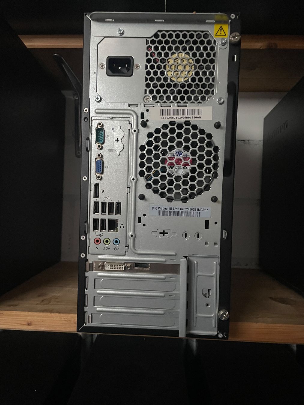 Lenovo PCs: ThinkStation E30 – Intel Xeon – Gebraucht aus heimberg von marcianoteixeira 1