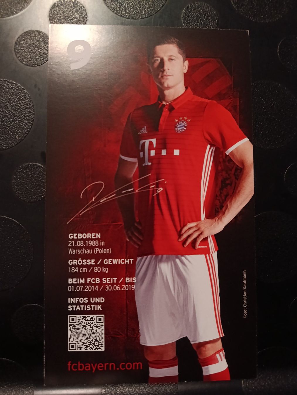 Autografi: Robert Lewandowski - Bayern München 2016/2017 - Handsigniert – Usato da Menziken venduto da Artographs 1
