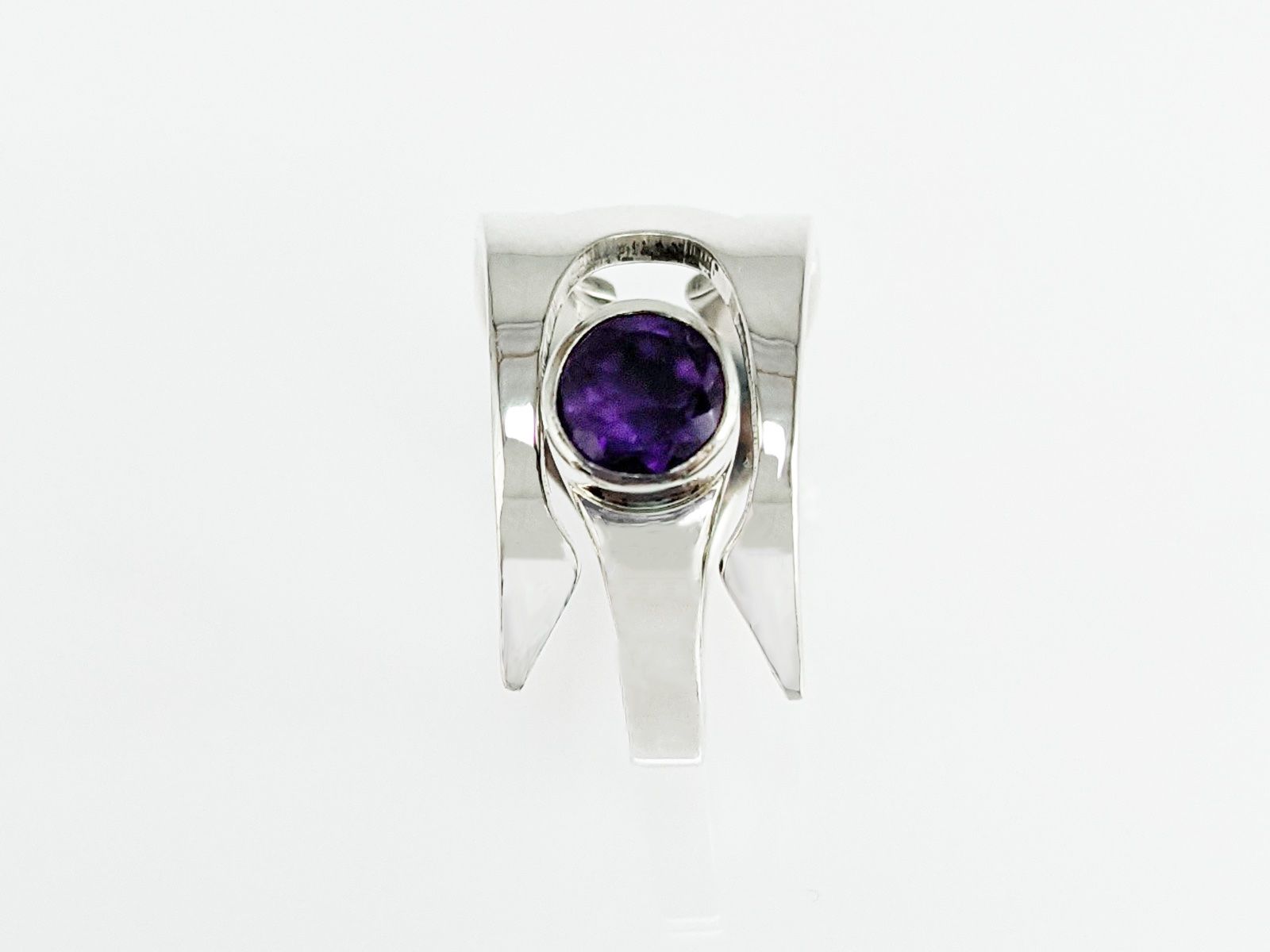 Ringe: Silberring aus Silber 925 mit facettiertem Amethyst – Neu und originalverpackt aus Meilen von Byrd-bijoux 3