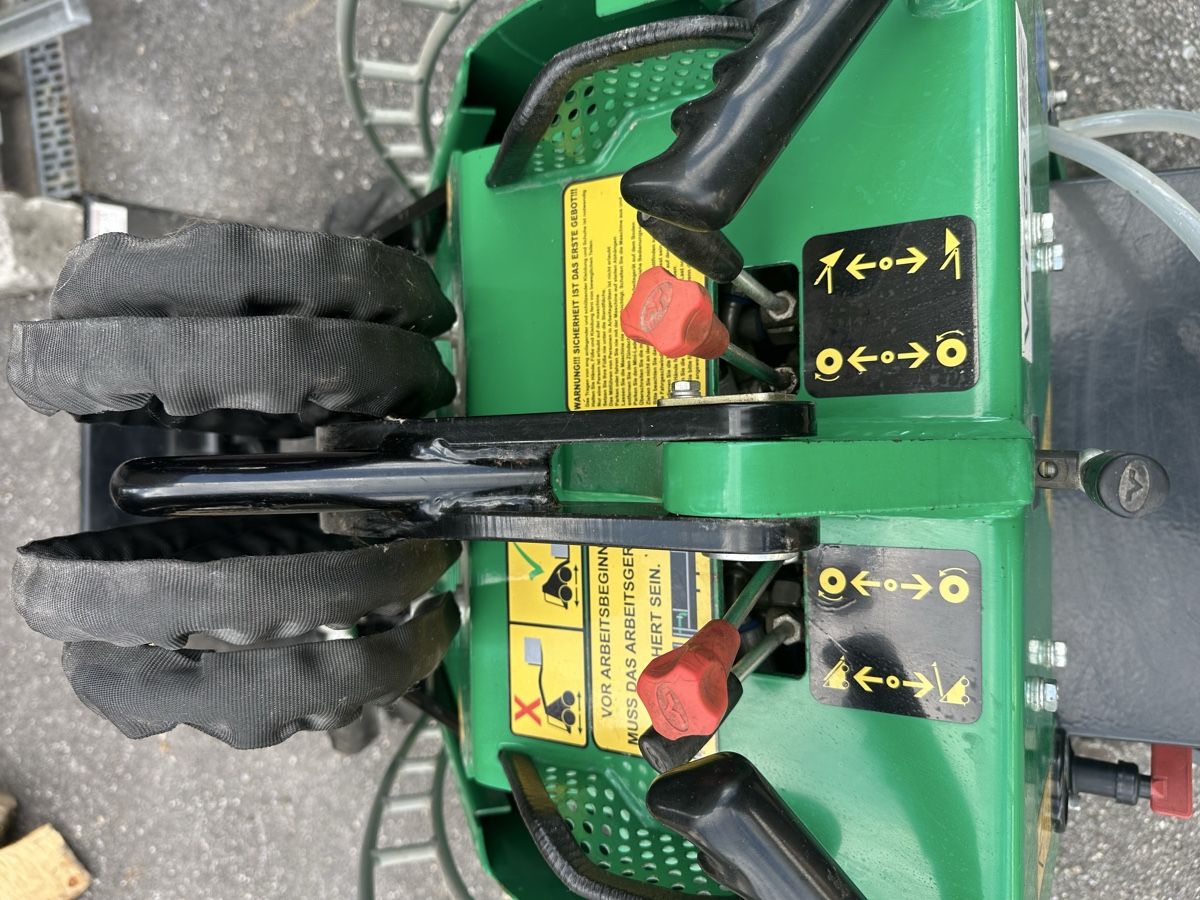 Chargeur de ferme: Sherpa Mini-Loader elektrisch – D'occasion à Flims-Waldhaus par Startgels 2