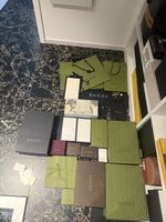 Grosses Gucci Verpackungs-Set – 14 Boxen & 10Tragetaschen 