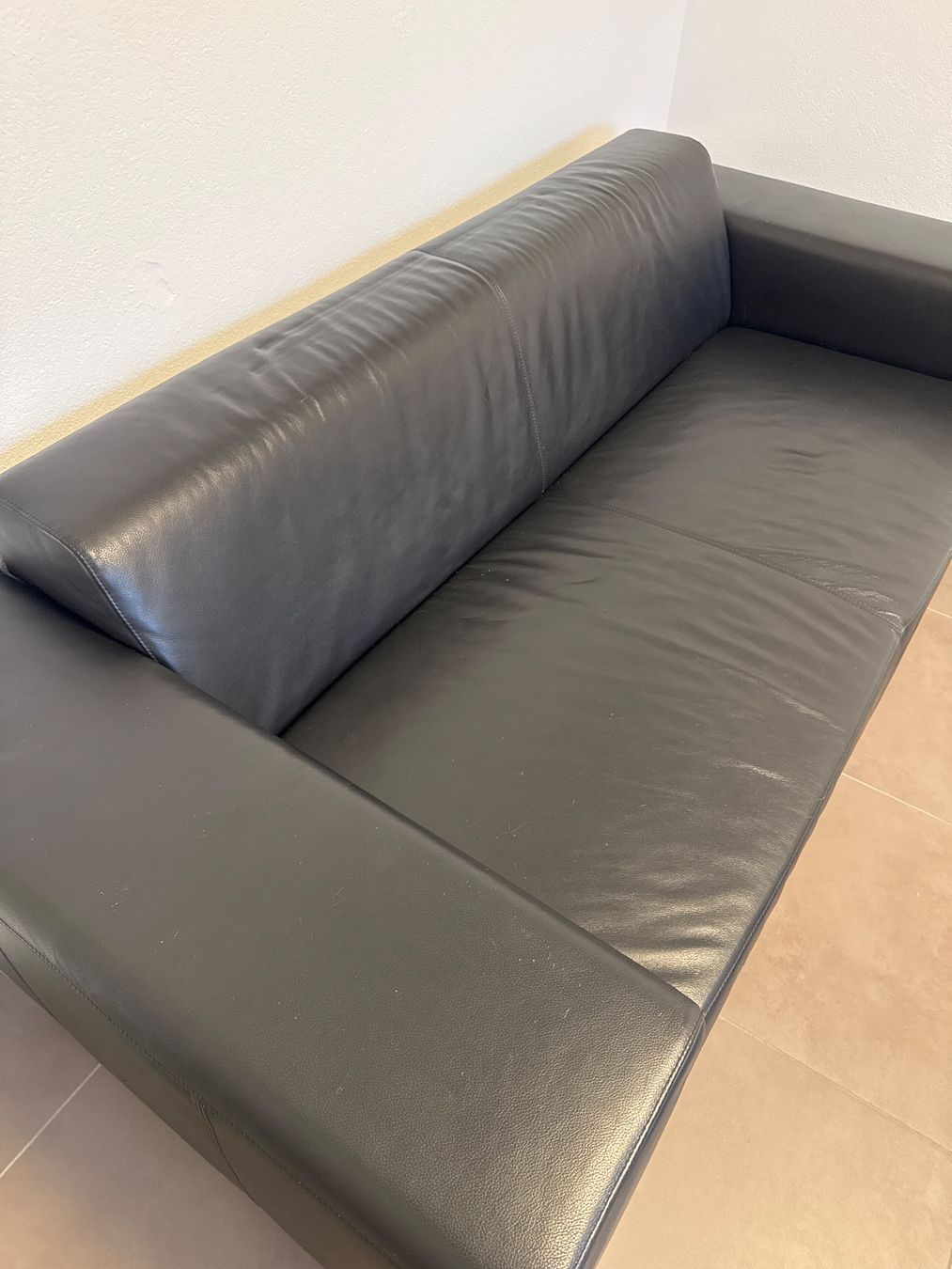 Interio Divani: Designer Sofa Echtleder schwarz – Usato da Zofingen venduto da reevb 5
