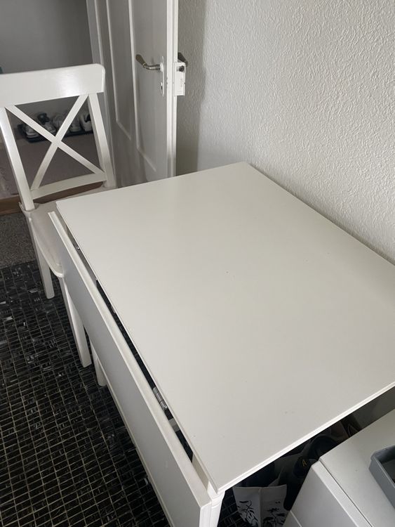 Ikea Klapptisch/Küchentisch mit 2 Stühlen Kaufen auf Ricardo