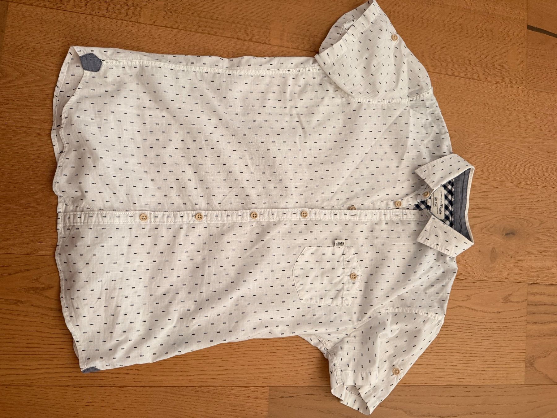 Camicie: Hemden – Usato da Rüthi (Rheintal) venduto da bue_wmb2 7