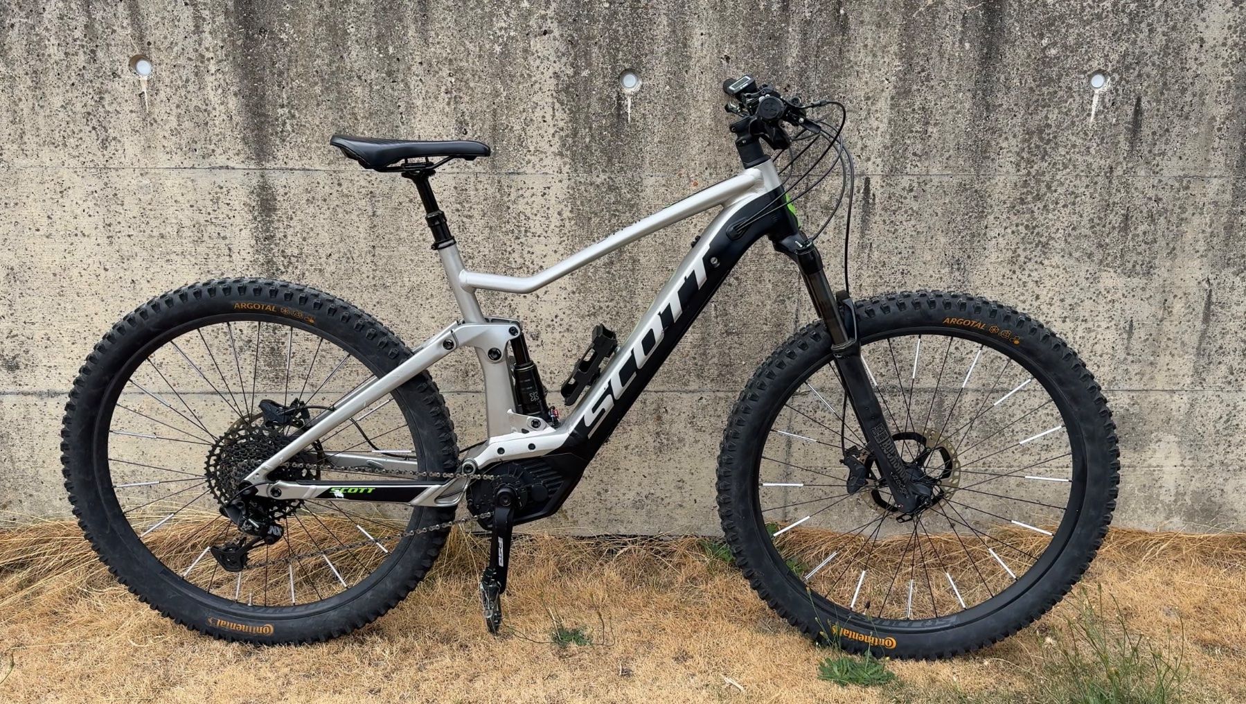 Scott Vélos: E bike 920 Scott taille M/L – D'occasion à le Noirmont par Andreybelfor 1
