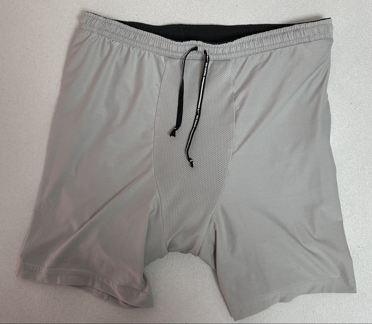 Nike Pantaloni: Nike kurze Hose G L – Usato da Maienfeld venduto da tobeyl2020 5