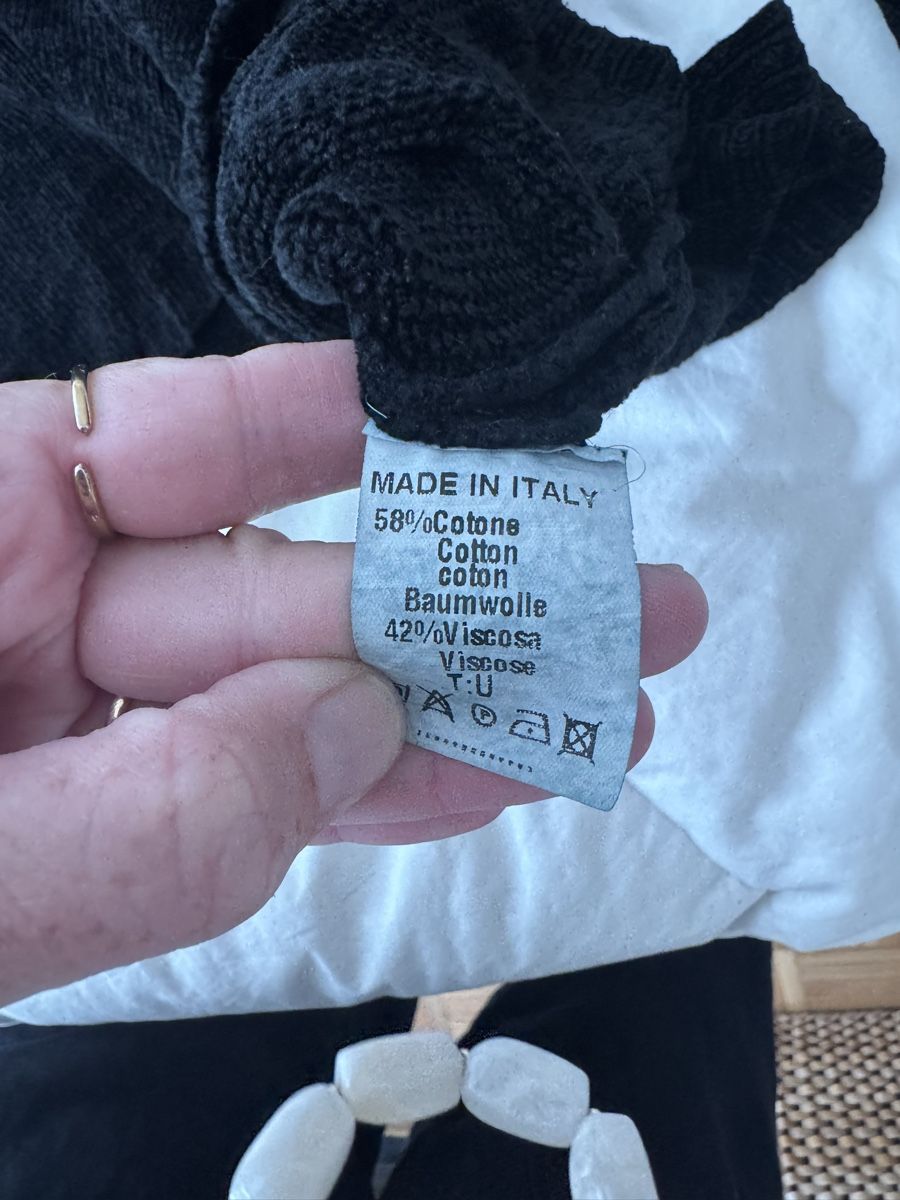 Brandy Melville Pullover & Sweatshirts: Pull Brandy Melville noir taille unique bon état – Gebraucht aus Genève von lejardindesvetements 2