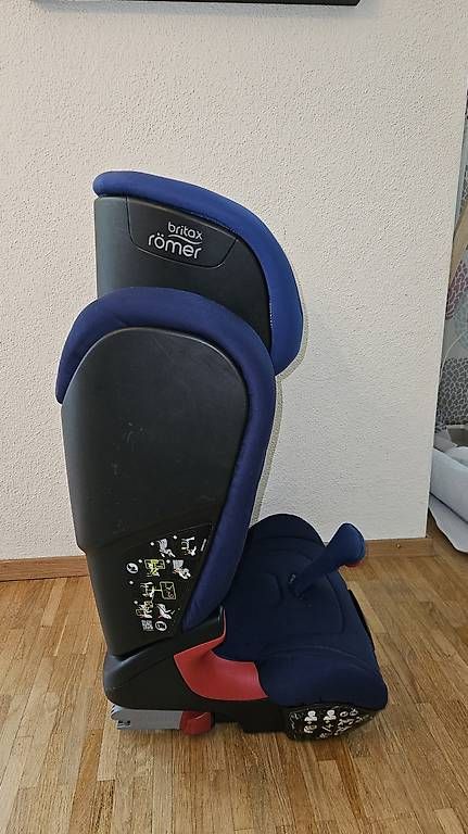 Britax Römer Sièges auto: Kindersitz Römer Britax 15-36kg – D'occasion à Zufikon par Lmazi 1