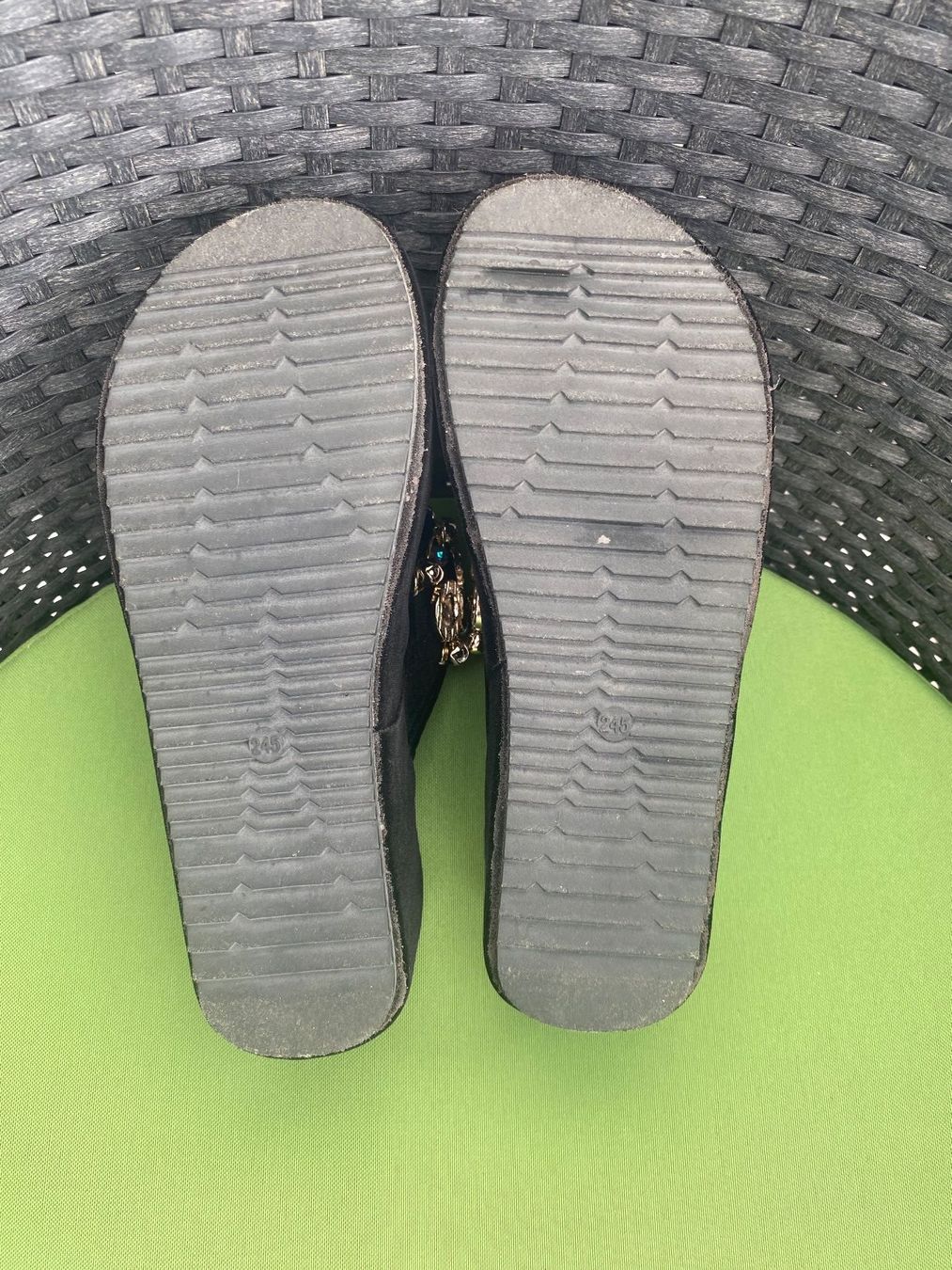 Scarpe da donna: SUMMERTIME - stylische/edle Flip-Flops mit Décor, nero, 39 – Nuovo (secondo la descrizione) da Winkel venduto da ferrari2022 7