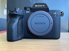 !!!TOP!!!  "Sony Alpha 7IV" Kamera mit Zubehör