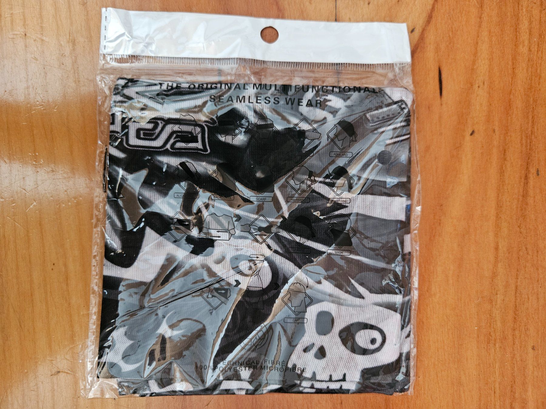 Foulard & Sciarpe: Schlauchtuch Bandana Halstuch – Nuovo e nell'imballaggio originale da St.Gallenkappel venduto da RocknSkull 6