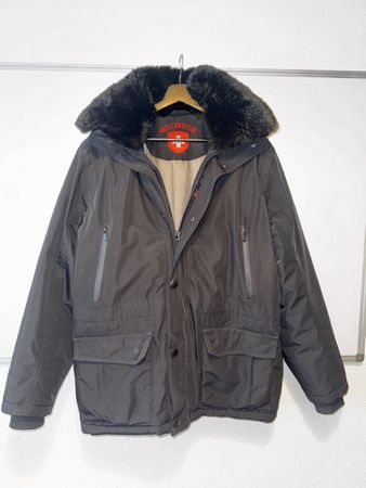 Wellensteyn Winterjacke mit Fellkapuze Grösse M schwarz