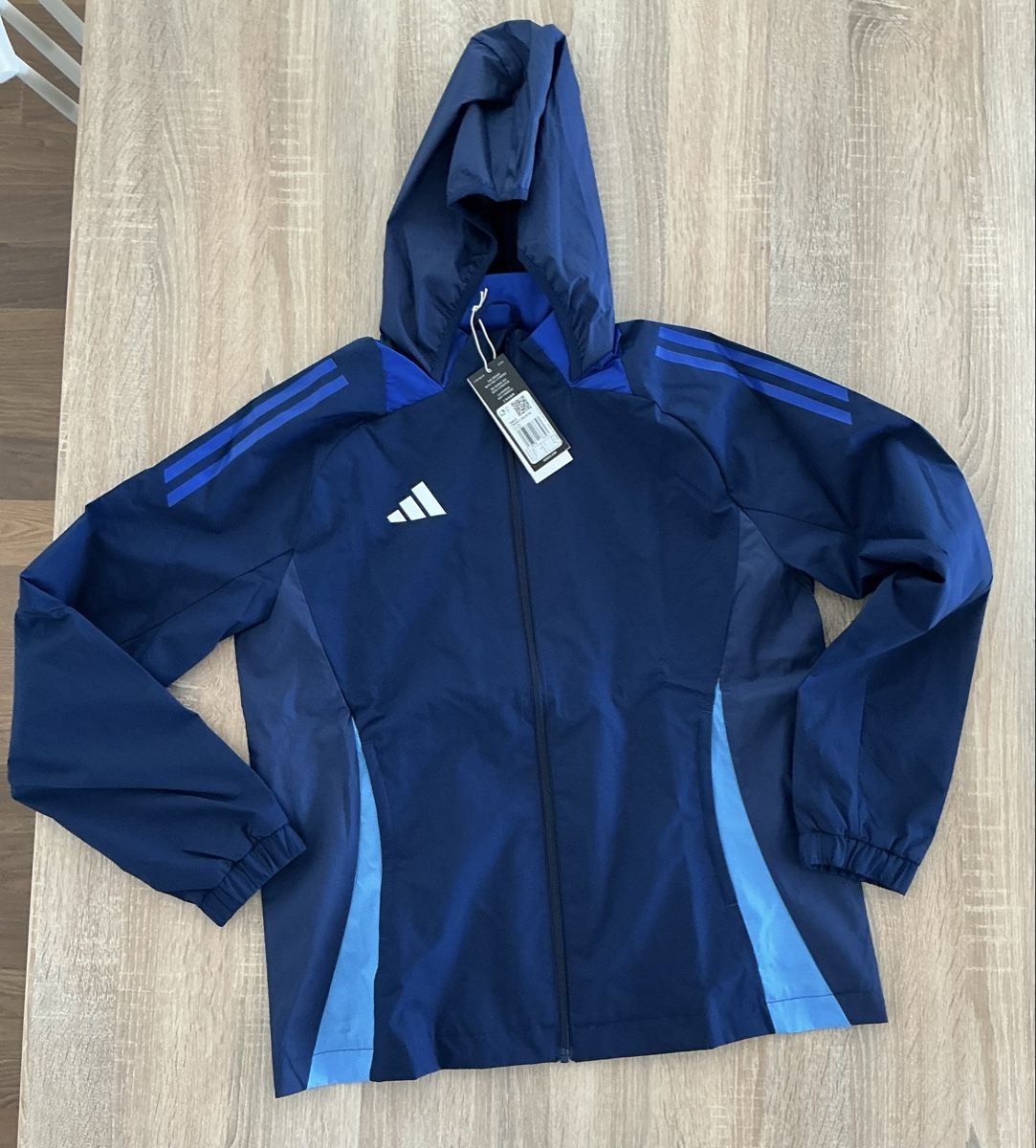 Adidas Jacken: adidas Regen Windbreaker Jacke – Neu und originalverpackt aus Honau von sunneschy08