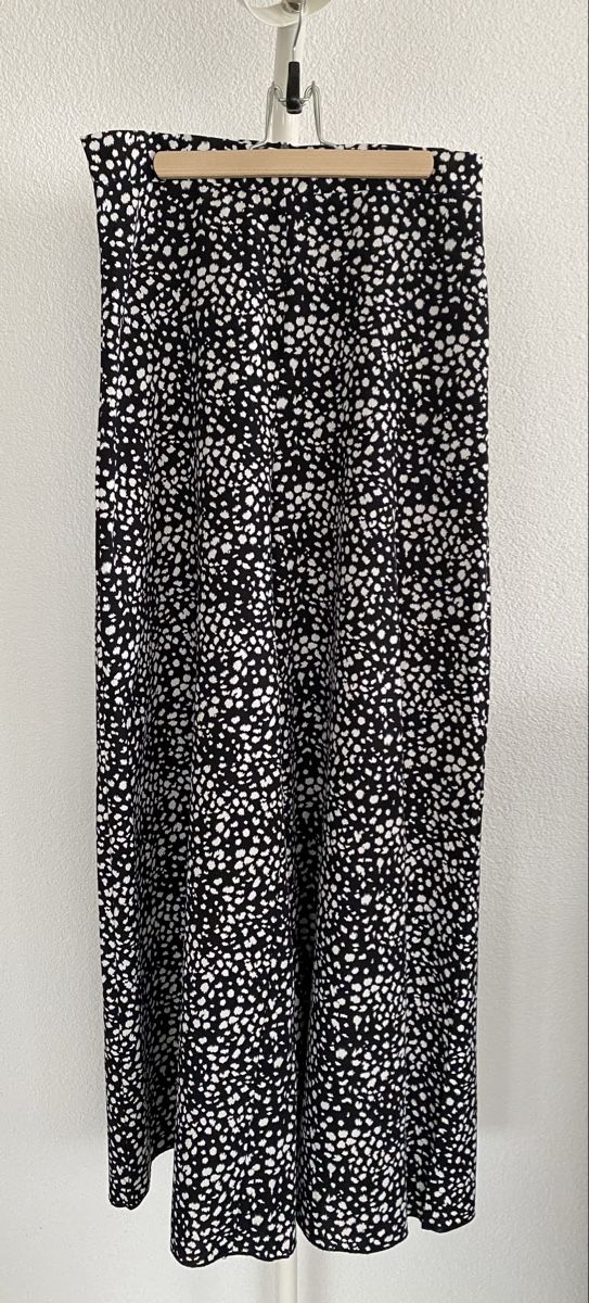Shein Pantaloni: Weite Hose – Usato da Dachsen venduto da Jay_3