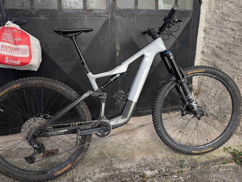 Velos: E-bike Focus jam2 SL  – Gebraucht aus Zillis von ale_5qnj