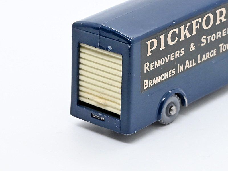 Matchbox Modellini d'auto: Matchbox Lesney PICKFORD REMOVAL VAN No. 46B – Usato da Zufikon venduto da MatchboxCorner 3