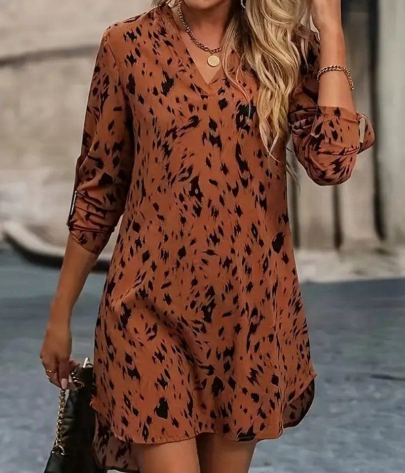Vestiti: Robe Imprimé Léopard – Nuovo (secondo la descrizione) da Delémont venduto da nan_8by9