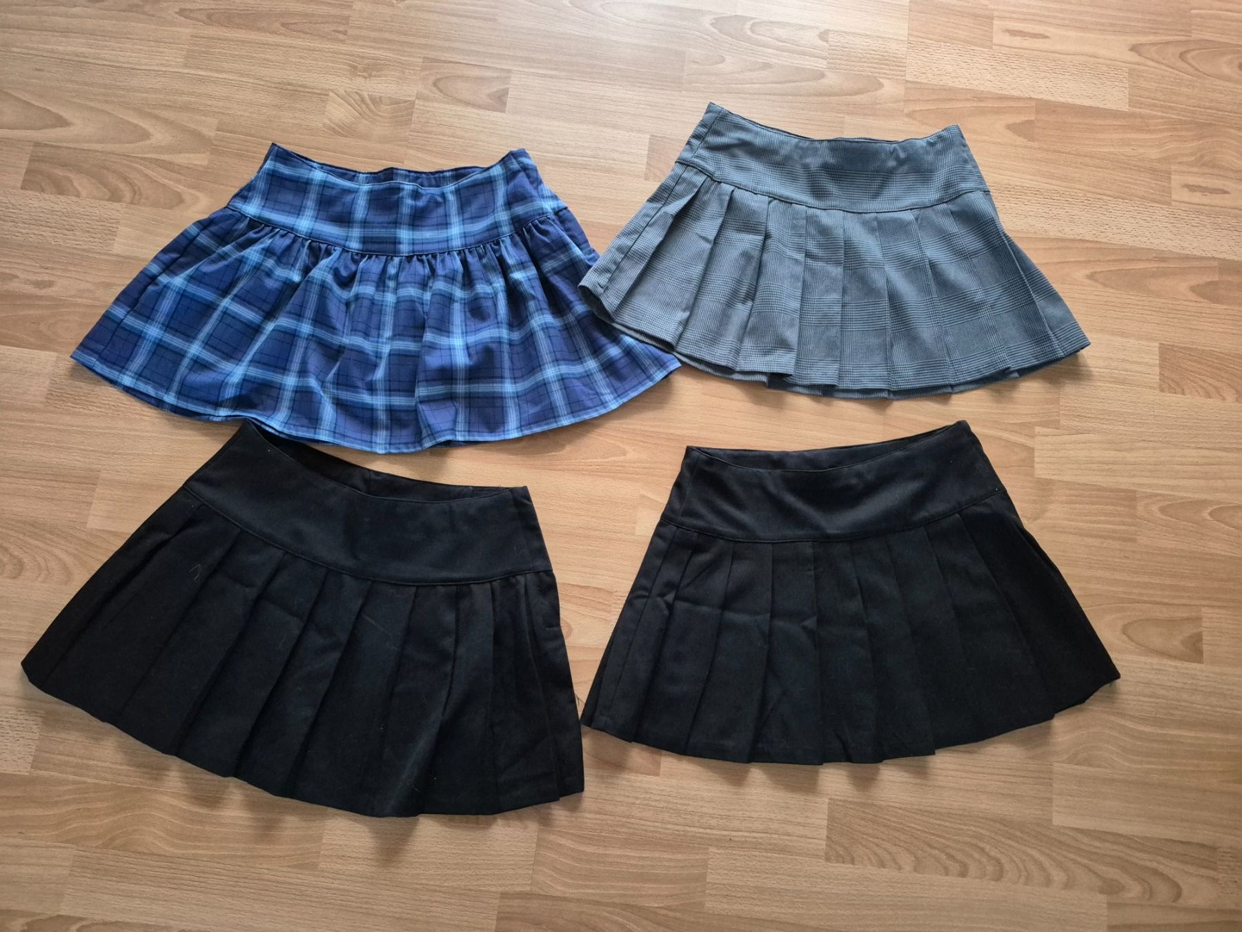 Vestiti & Gonne: Rock 4er Set Gr.164 – Usato da Samstagern venduto da 79mace21