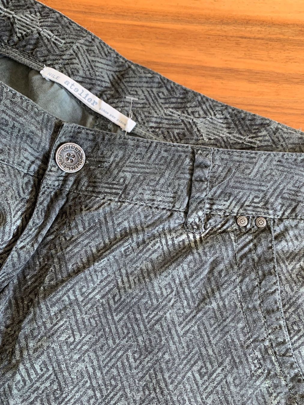 Nile Hosen: NILE ATELIER grau gemusterte leichte Hose Gr M NWT – Neu (gemäss Beschreibung) aus Meiringen von Sheyene 2