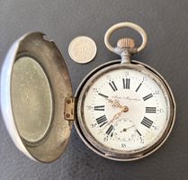 Antiker Schweizer Taschenuhr mit Lok-Gravur ca. 1900