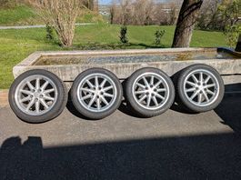 4 Audi Leichtmetallfelgen 17 Zoll inkl. neuwertiger Reifen