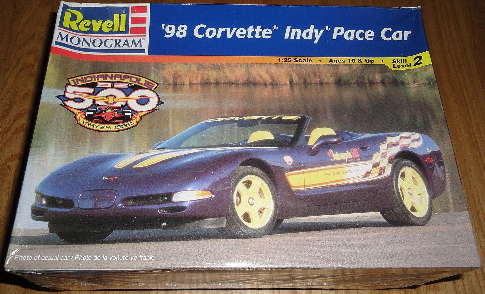 Revell Modellini d'auto: REVELL '98 CORVETTE INDY PACE CAR 1:25 – Nuovo e nell'imballaggio originale da Frümsen venduto da Malibu69