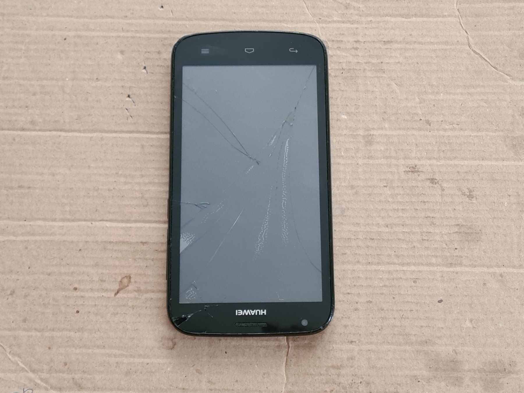 Huawei Handys / Smartphones: Android Handy defekt dual Sim: Huawei Ascend Modell Y600 U20 – Defekt aus Winterthur von Opusco 1