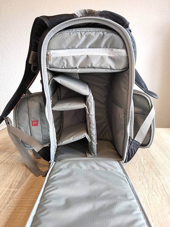 Zaini: Hochwertiger Kamerarucksack & gepolstert  – Usato da Seuzach venduto da Simon-08 1