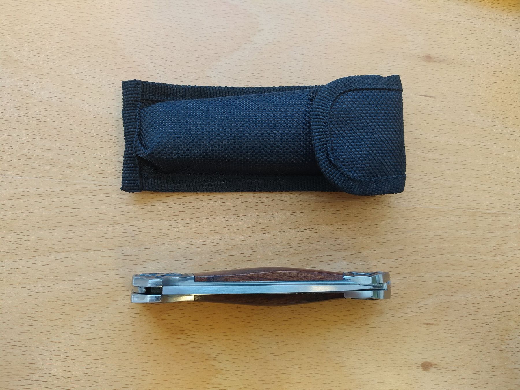 Accessori: Klassisches Jagdmesser mit Back-Lock und Stoffscheide – Nuovo (secondo la descrizione) da Tumegl/Tomils venduto da Steinschleuder-Shop 5