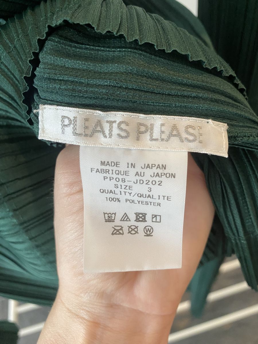 Issey Miyake Lotti di vestiti: Issey Miyake Pleats Please Suit – Nuovo (secondo la descrizione) da Luzern venduto da rachlaw1 4