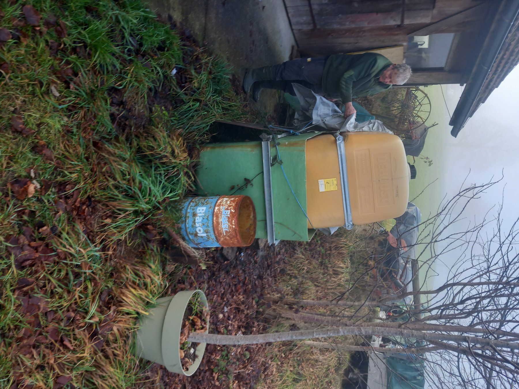 Riscaldamento: Diesel/Heizoel Tank – Usato da Wolhusen venduto da S.Bucher 3