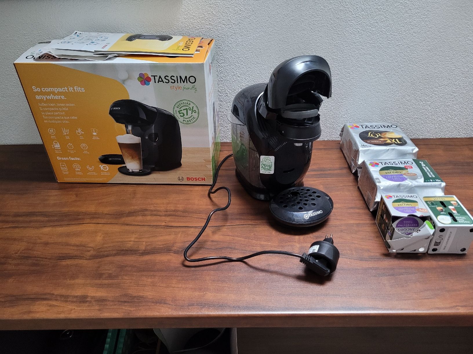 Macchine per caffè & Macchine per espresso: Kaffeemaschine Tassimo – Nuovo (secondo la descrizione) da Boswil venduto da 5643eb