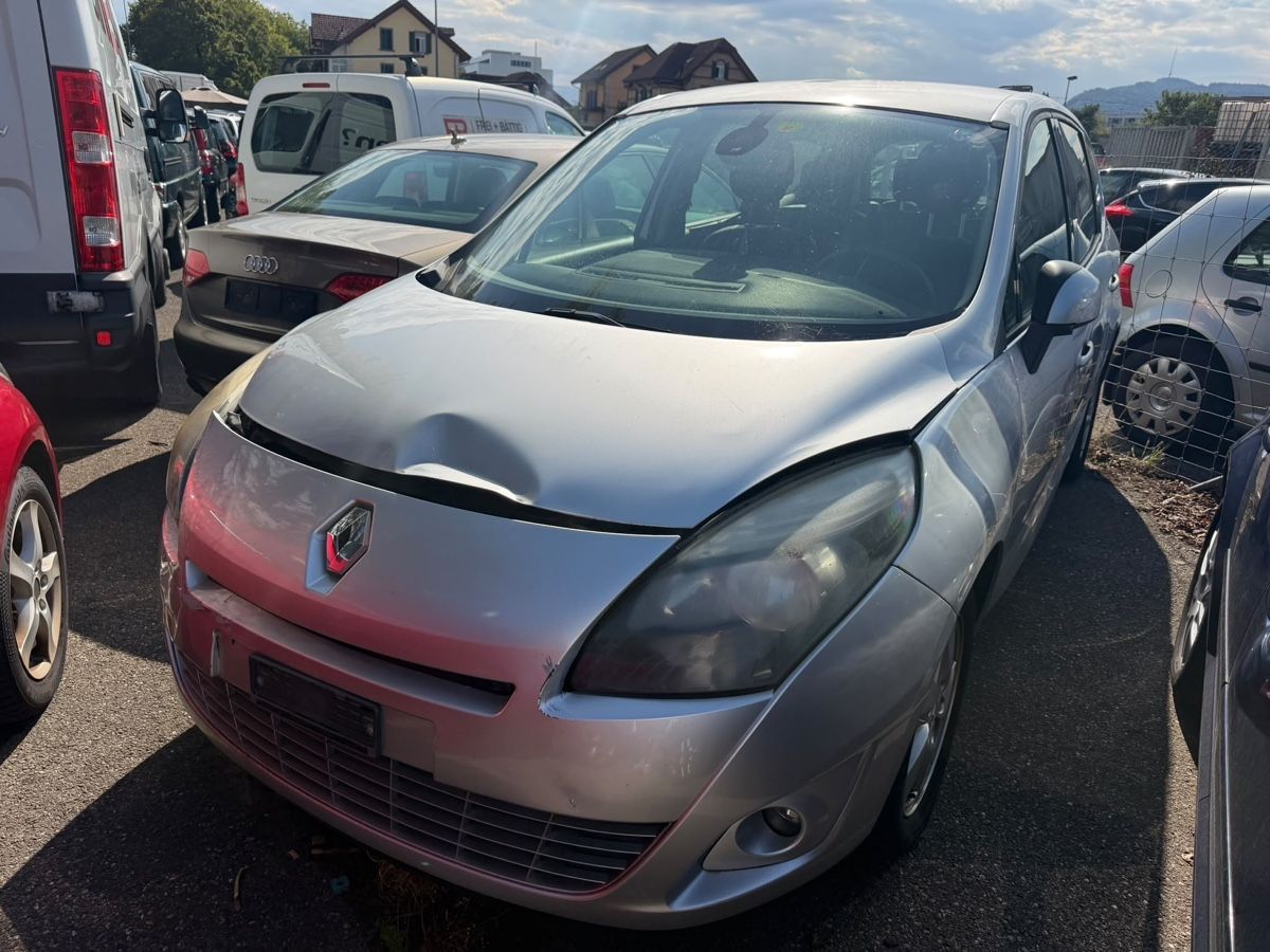 Renault Automobili: Renault Scenic silber 7 Platz!! – Usato da Schlieren venduto da rab_vs6y
