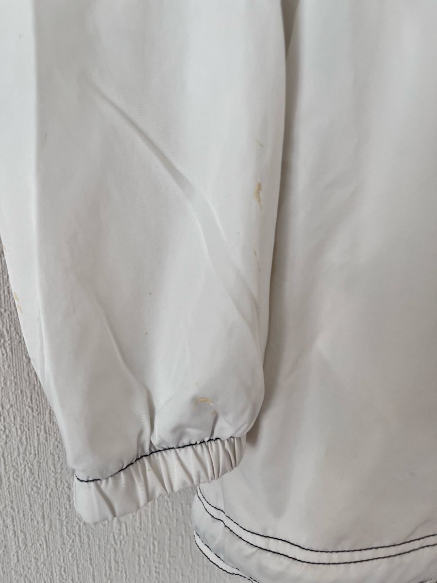 Nike Giacche: Vintage Nike Jacket White Size XL with stains – Usato da Lausanne venduto da Danash 2