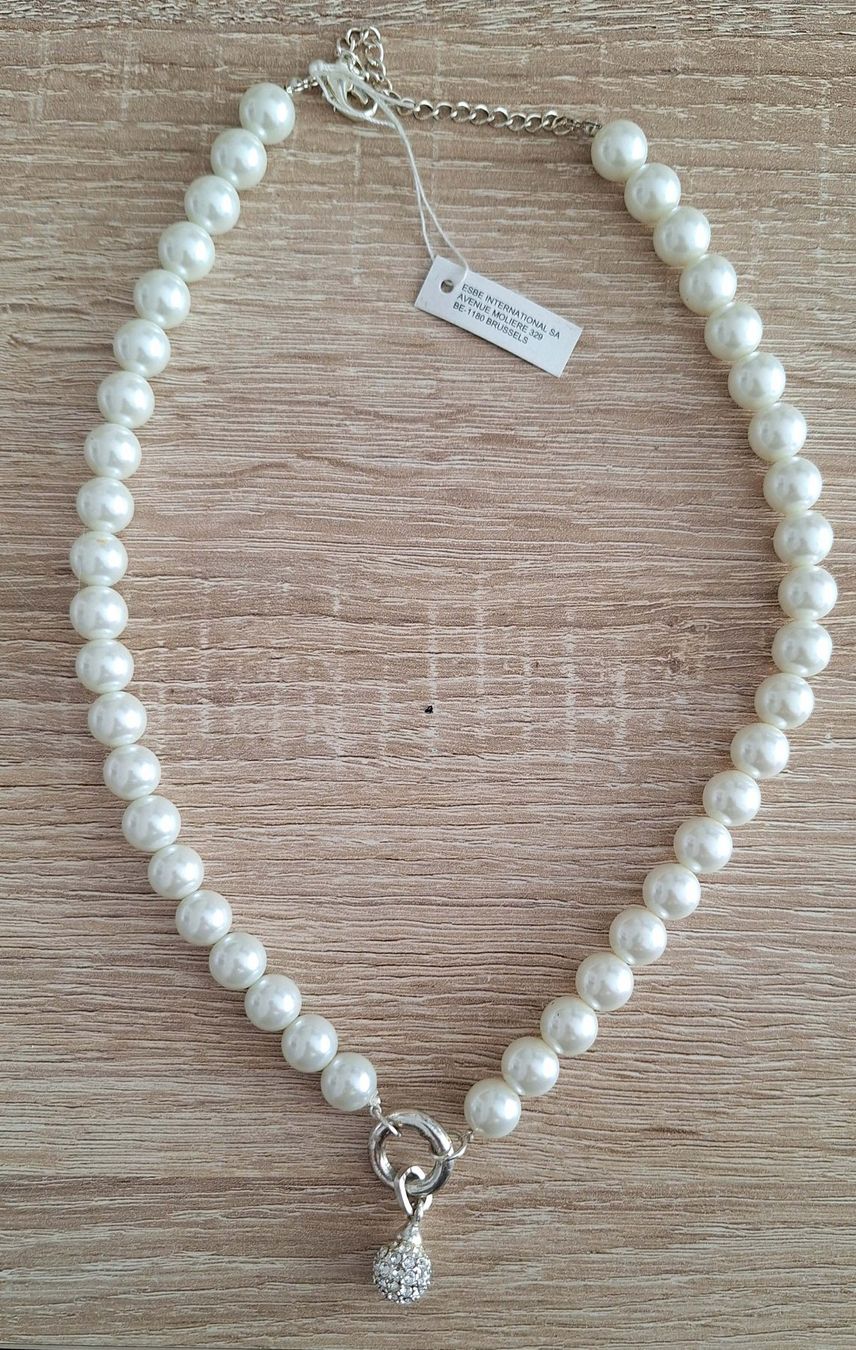 Catenine: Halskette Perlenkette mit Anhänger – Nuovo e nell'imballaggio originale da Niederrohrdorf venduto da Papillon_47 1