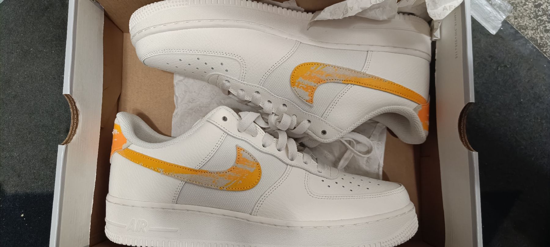 Nike Scarpe da uomo: Neue Nike Air Force 1 Low "Brushstroke" – Nuovo e nell'imballaggio originale da Dietikon venduto da Sunriseplace1010 2