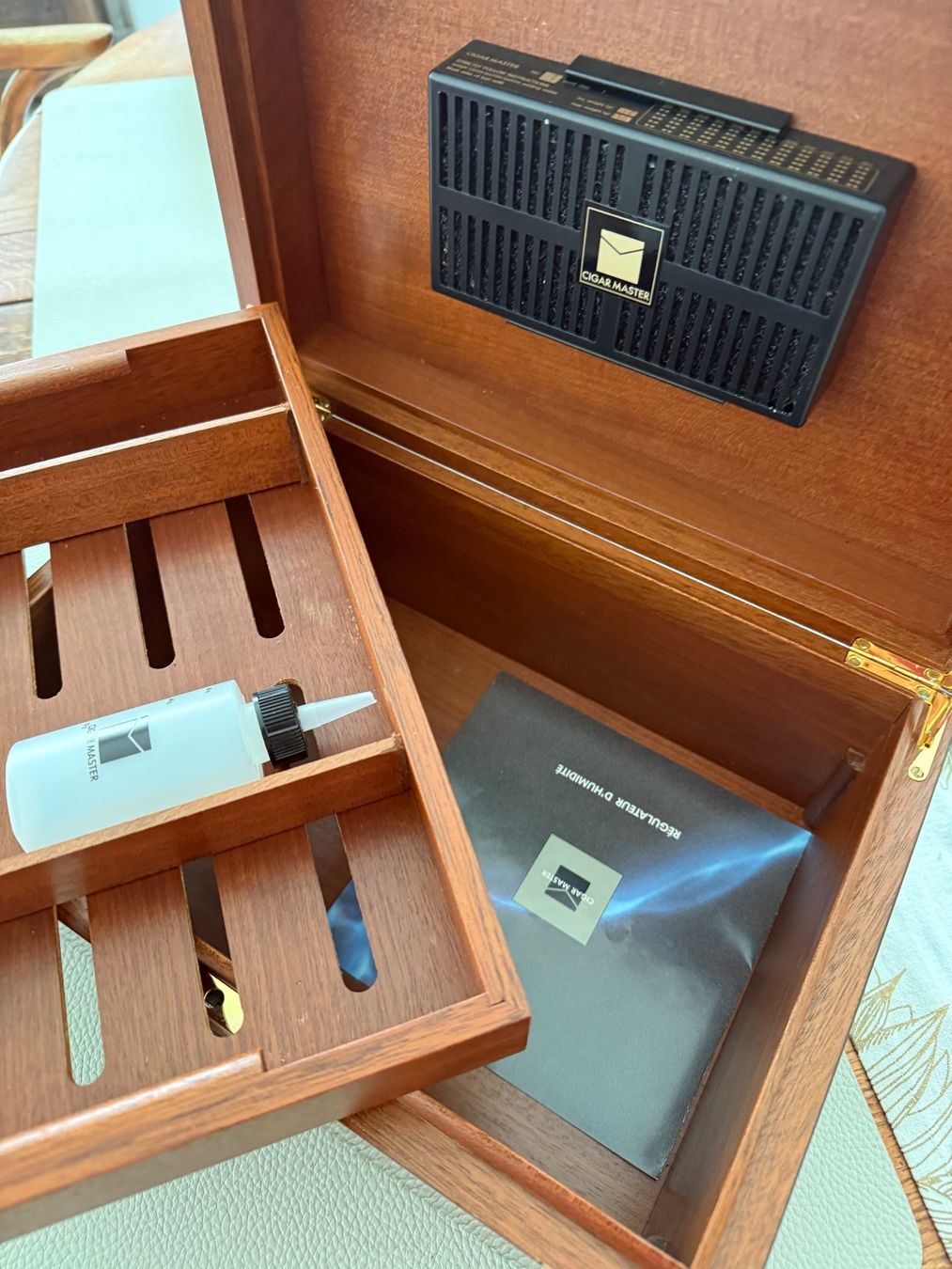 Humidor per sigari: Humidor Daniel Moevus – Usato da Ebikon venduto da Ridika 2