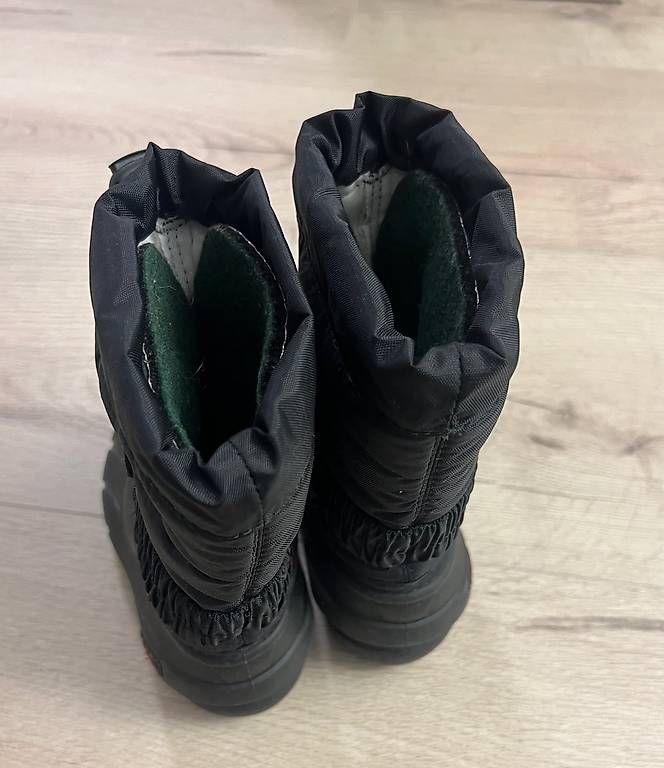 Scarpe per ragazzi: Sorell numero 25 – Usato da Verscio venduto da mic_q9pq 2