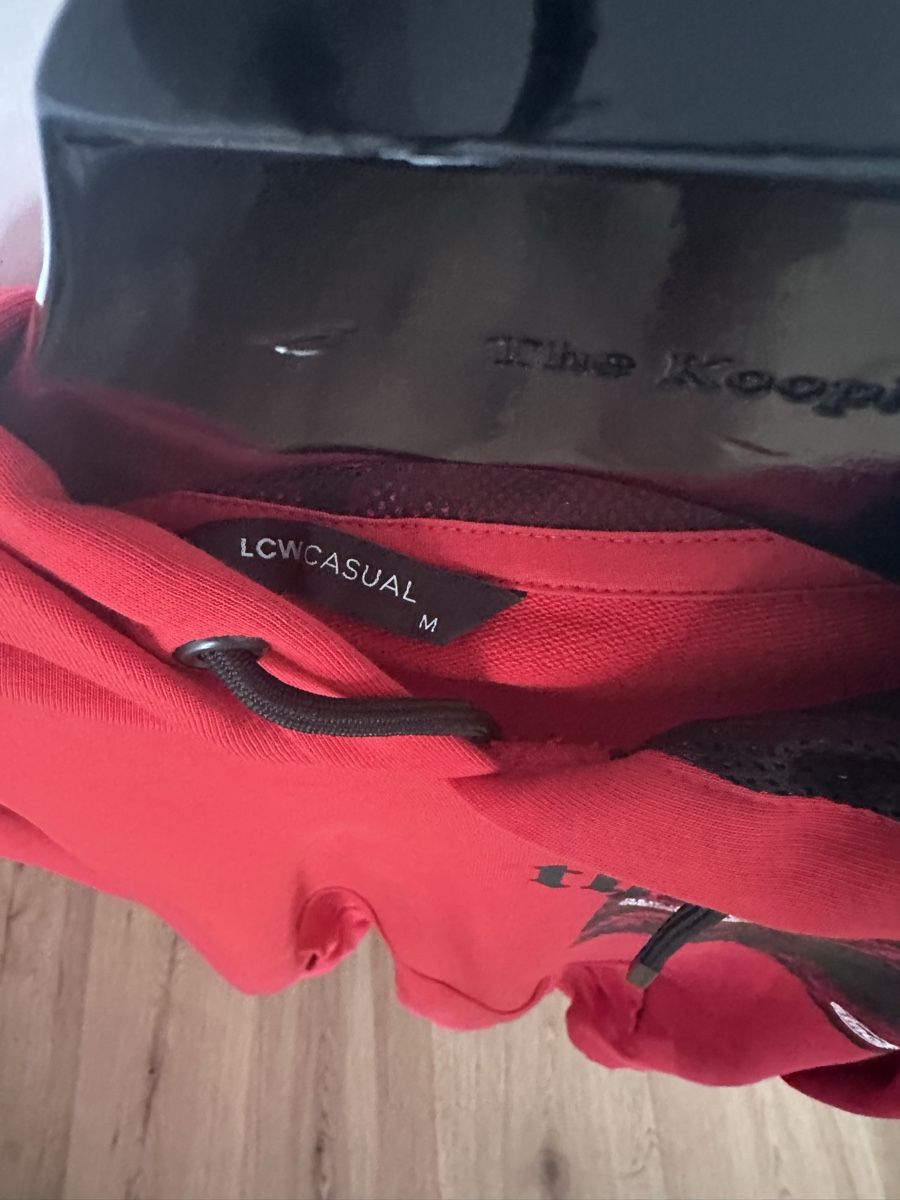 Maglioni & Felpe: Kapuzenpulli Gr.M – Usato da Mels venduto da ricoshop 2