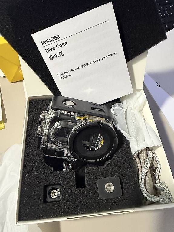 Insta360 Lampade & Macchine fotografiche: Gehäuse Insta360 Go 3 Dive Case – Nuovo (secondo la descrizione) da Oetwil am See venduto da kno_p56q