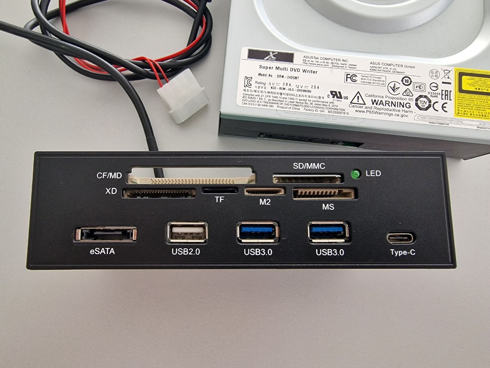 Asus PCs: Frontpanel mit Anschlüssen + Asus DVD-Laufwerk – Gebraucht aus Rietheim von rso_w5rp 3