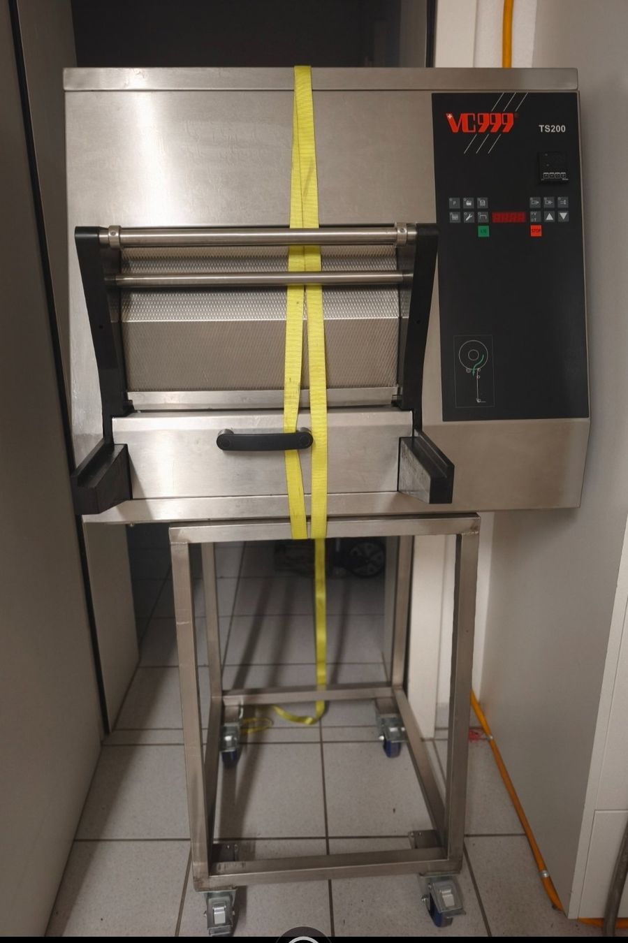 Vc999 Elettrodomestici da cucina: VC2000 Schalensiegler Vaccum – Usato da Lengnau BE venduto da turbostef