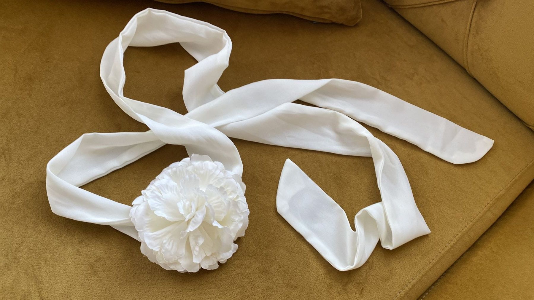 Accessori per capelli: Accessoires für Handgelenk oder Hals – Usato da Dagmersellen venduto da sheli17